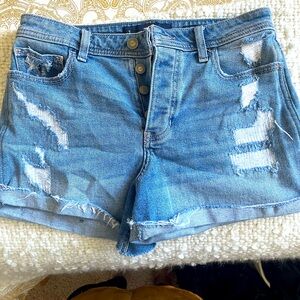 Women’s Hollister Boyfriend shorts